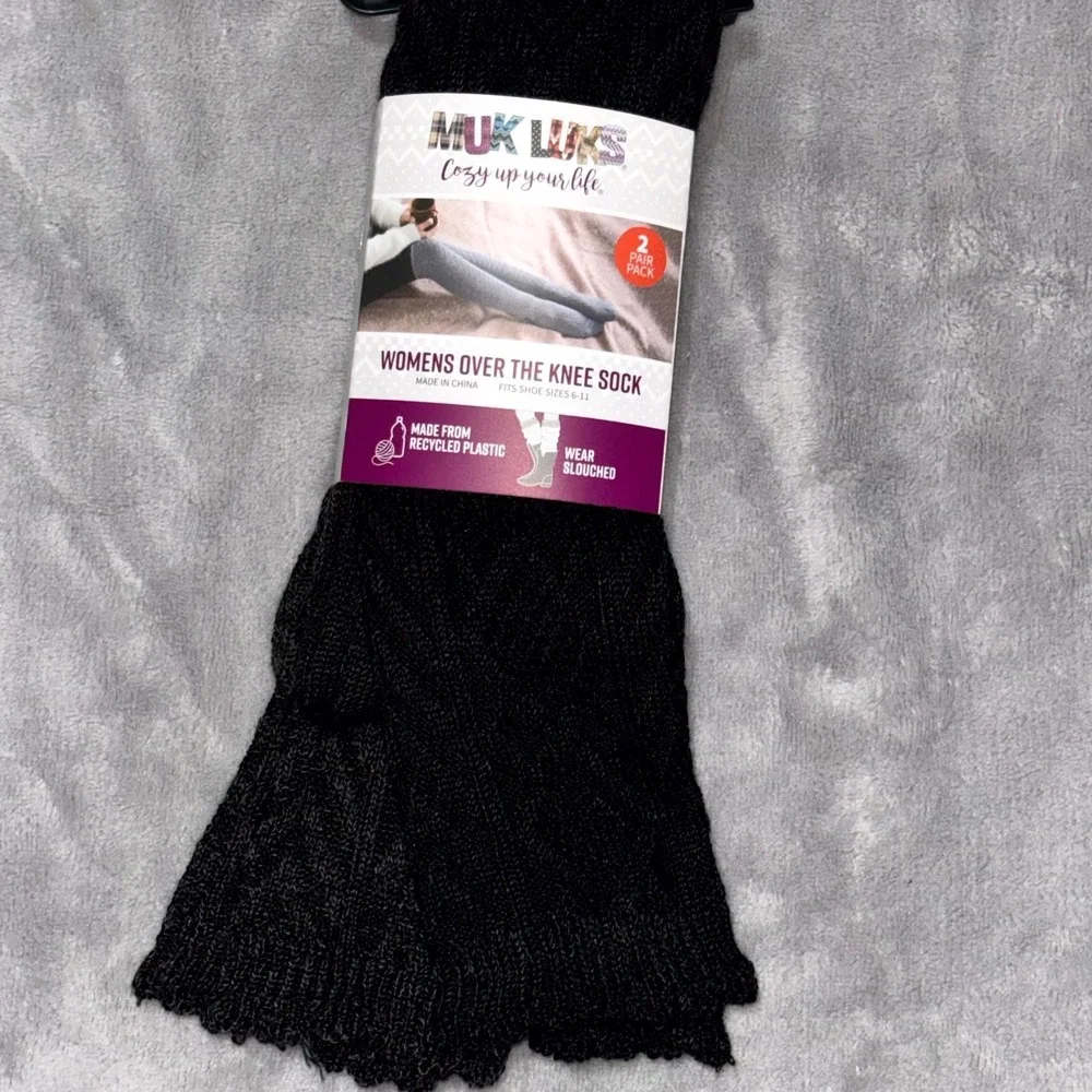 Muk Luks Cozy Up Your Wear Slouched Over The Knee Socks Womens OS (6-11) 2 Pack‎